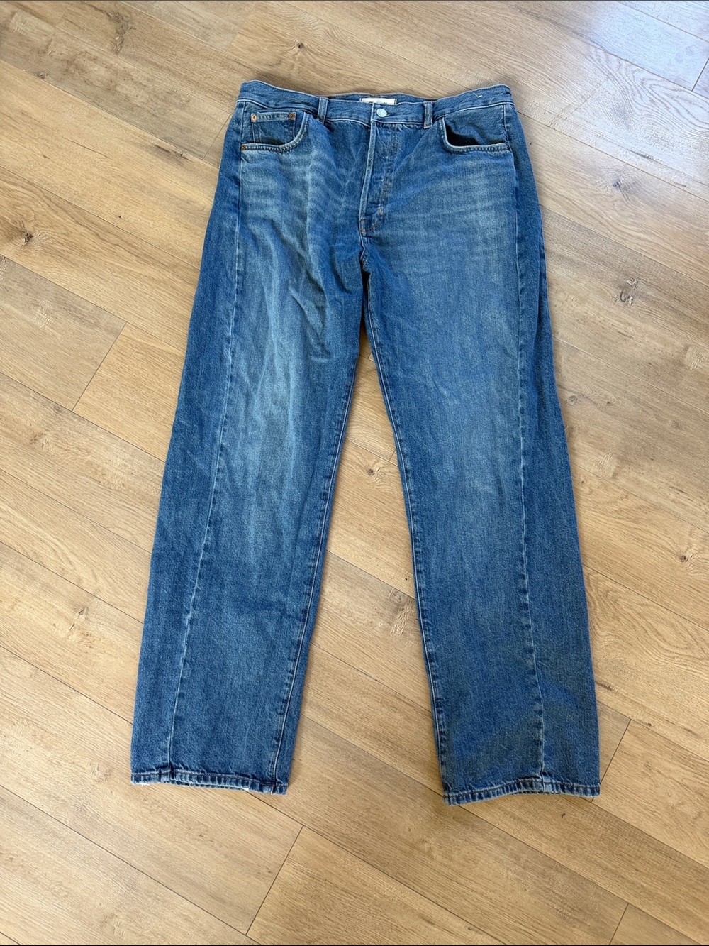 Women's Barrel-Leg Blue Denim Jeans